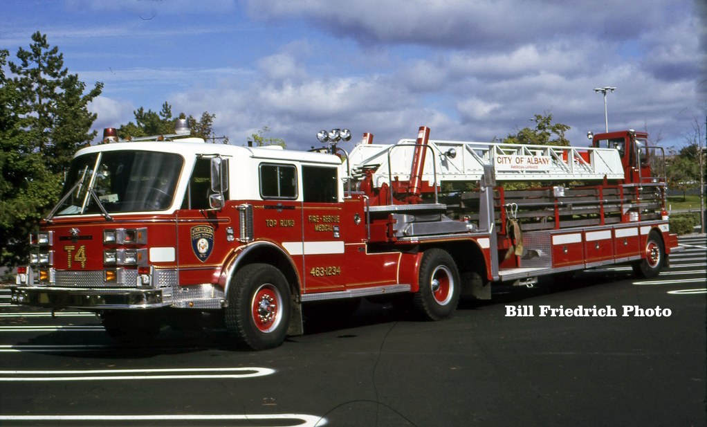 ALBANY FD NY TRUCK 4 1990 ALF CENTURY 2000 R