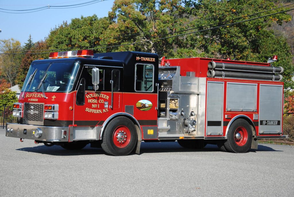 Suffern T19 pose